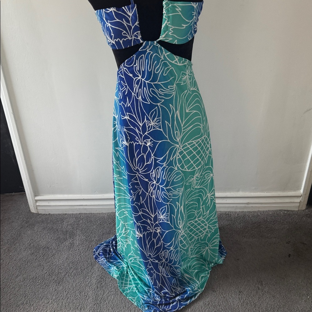 Elegant Blue and Green Floral Strapless Dress